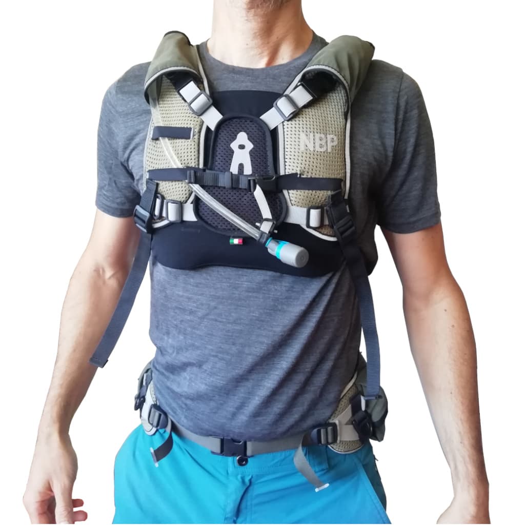 protection pectolale VTT protection pectolale VTT intégré dans le sac à dos